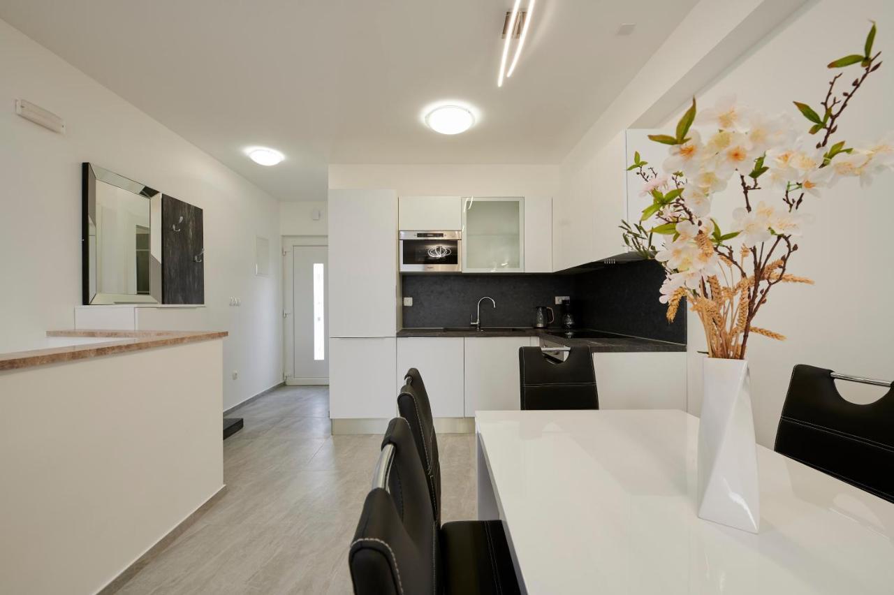 Apartment Gaby 3 Trogir Exterior photo
