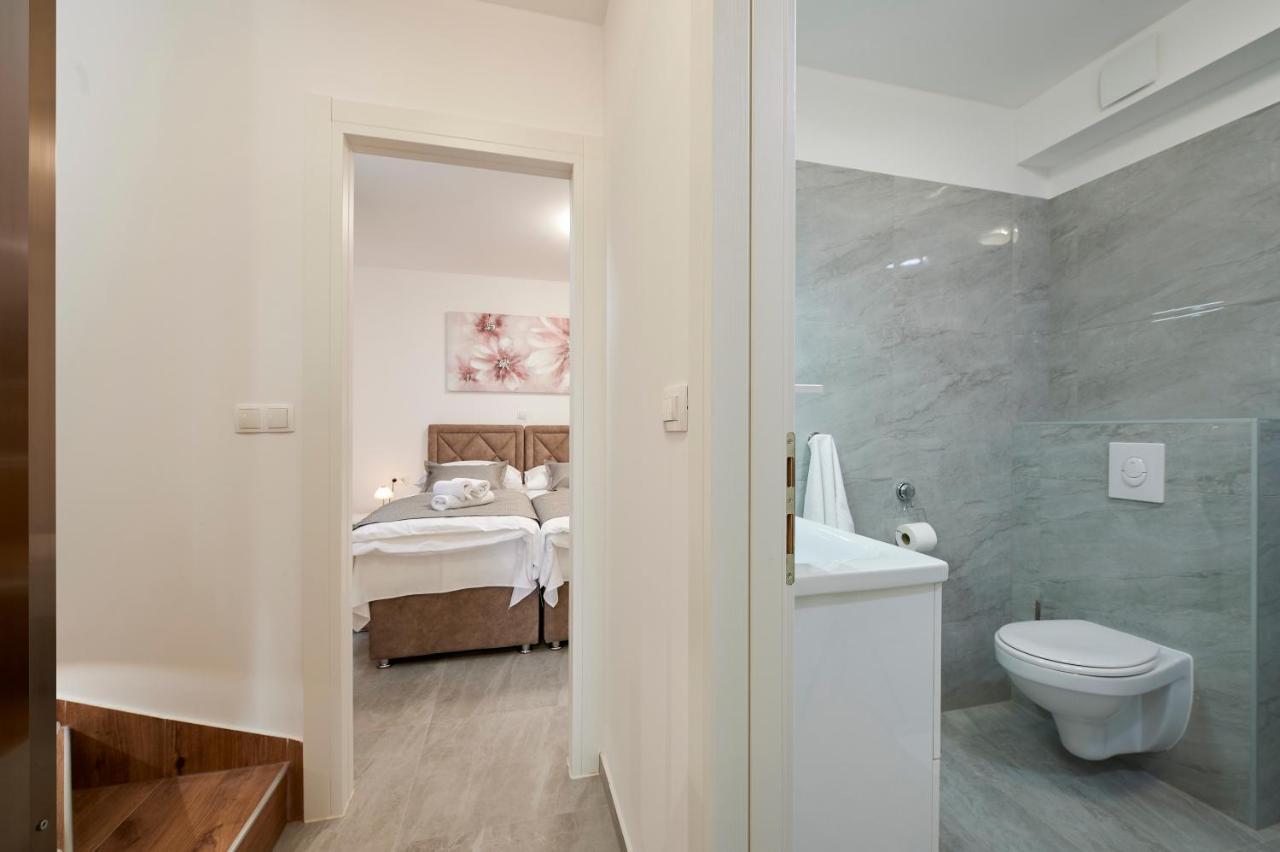 Apartment Gaby 3 Trogir Exterior photo